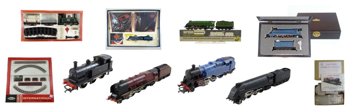 Toys & Model Railways Collectors Sale
